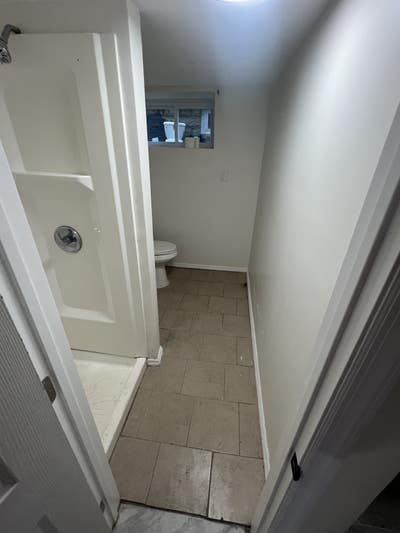 Quiet Rooms for Rent  Main Photo