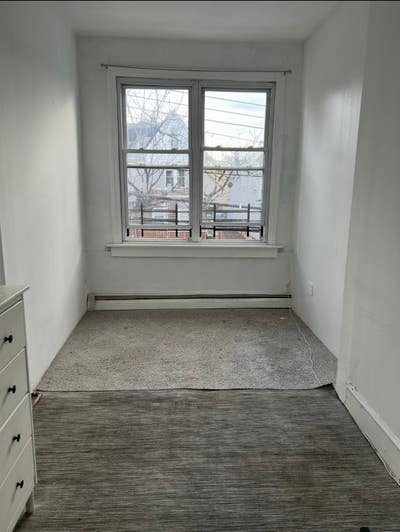 Small Room Available Main Photo