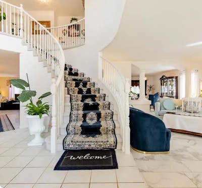 South East Las Vegas Home  Warm & Welcoming Home w Main Photo