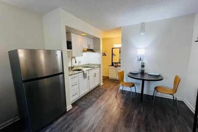  BRAND NEW Studio Apartment! All units renovated!  Main Photo