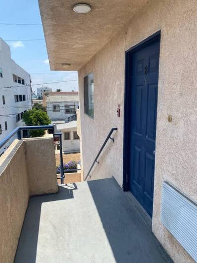 (OFFERED) Private Room in 2Bed/1Bath $1200  Main Photo