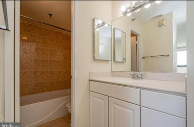Furnished room with private bath Main Photo