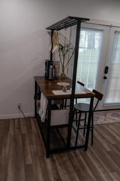 Newlyrenovated & modern Jacksonville Studio Apartm Main Photo