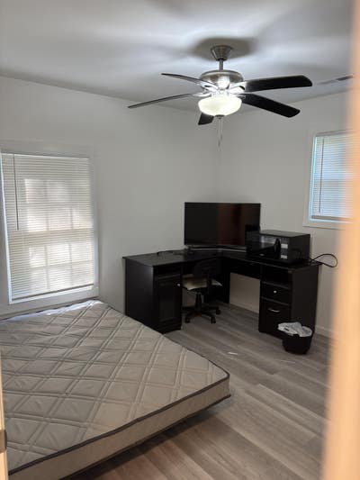 Room for Rent  Main Photo