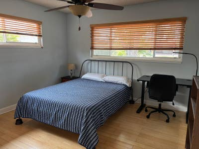 Room for rent Main Photo