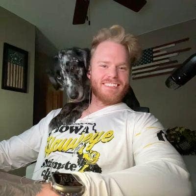 Room wanted in Tacoma, Pierce County, WA Main Photo