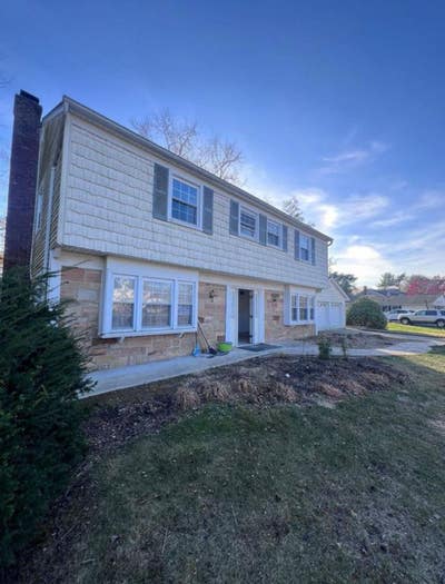Beautiful large house in Stonybrook Main Photo