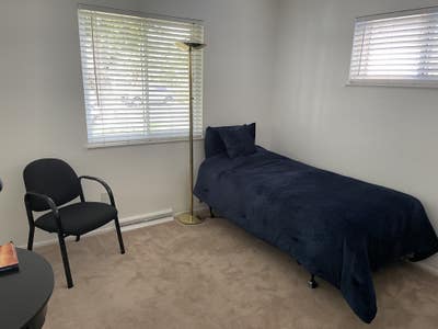 Room for Rent near Glendale Main Photo
