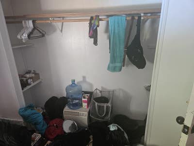Room for rent in a shared community living. Main Photo