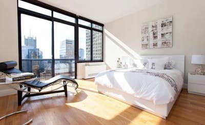 Midtown roommate  Main Photo