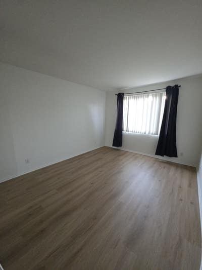 Private floor in 2 Bed 2 Bath, Studio City Main Photo