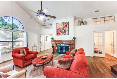 Charming home in San Antonio Main Photo