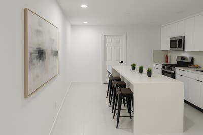 Quiet Miami Retreat  Renovated â€¢ Affordable â€¢ Park Main Photo