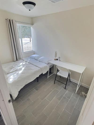 Prime CoLiving Space Near Transit, Groceries & Res Main Photo