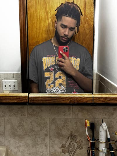 Room wanted in Newark New Jersey  Main Photo