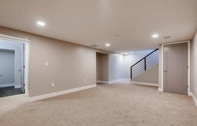 2 Private Rooms for Rent in Beautiful Harvey Park Main Photo