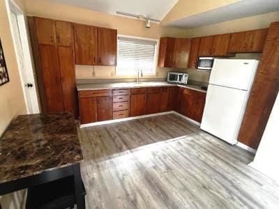 Kaneohe Studio ~ Large LanaiTropical views + Laund Main Photo