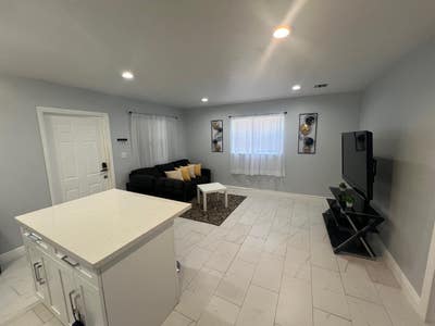 Your Cozy Retreat  Main Photo