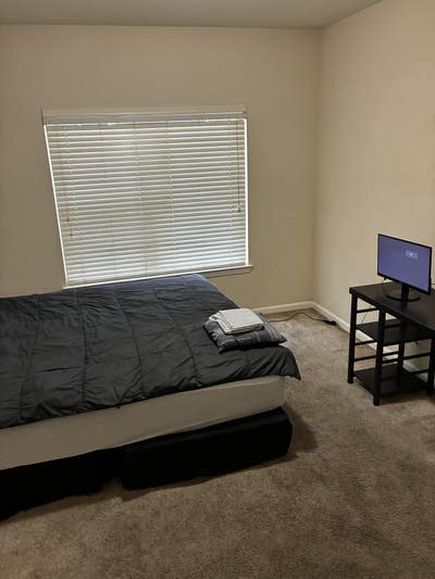 2 bedroom apartment in Midtown  Main Photo