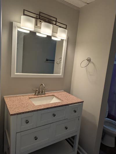   Private Suit for Rent-5 Mins from Mercer Univers Main Photo