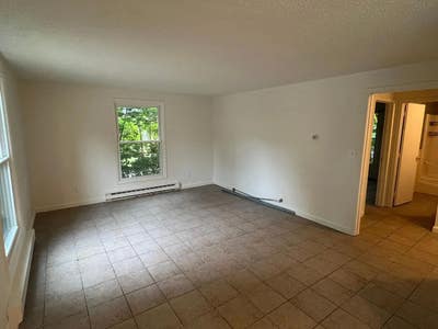 Room for rent in Dover NH Main Photo