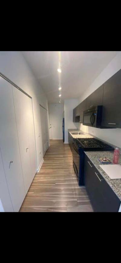 Large studio in River North Main Photo