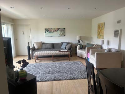 Large Room Available for SOBER Roommate Main Photo