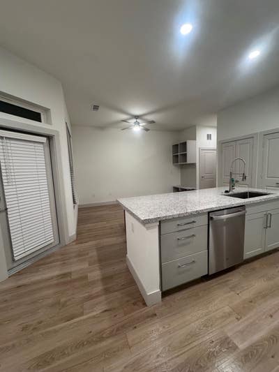 About the Apartment  Main Photo