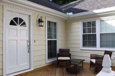 Room for Rent in Roswell ― Premium Living Main Photo