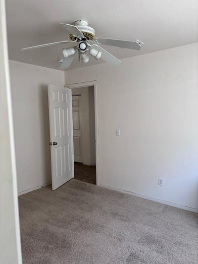 Room avail in quiet home Main Photo