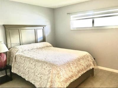 Very nice room Pemb Pines Main Photo