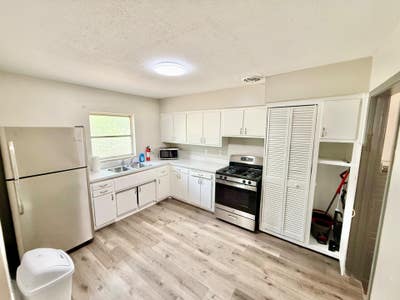Newest house on the block! Enjoy a fresh spacious  Main Photo