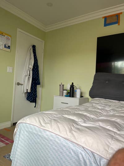 Free room in exchange for in-home healthcare Main Photo