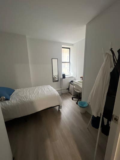 âœ¨Spacious Room in Midtown South Luxury Apartmentâœ¨ Main Photo