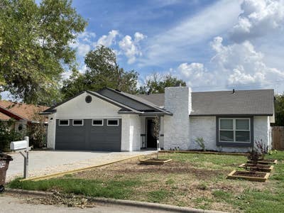 House For Rent  Main Photo