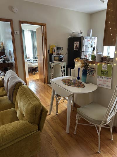 Private room in cozy, quiet 2 bedroom apartment Main Photo