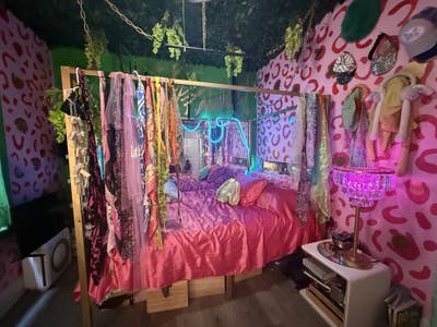 Room in Boyle Heights 5 minutes to DTLA Main Photo