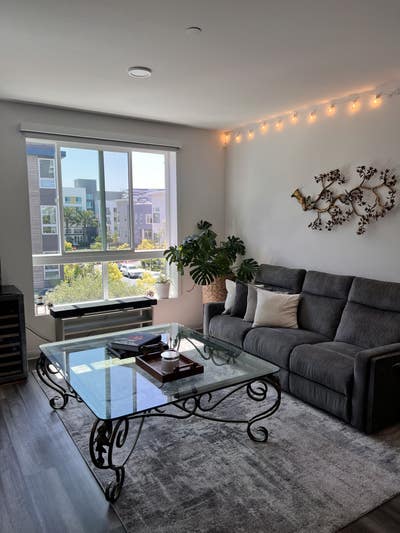 Room for Rent in 2 Bed Apartment Main Photo