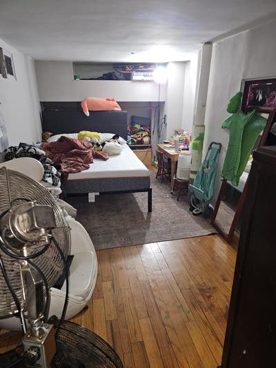 Soho room for rent fully furnished apartment  Main Photo