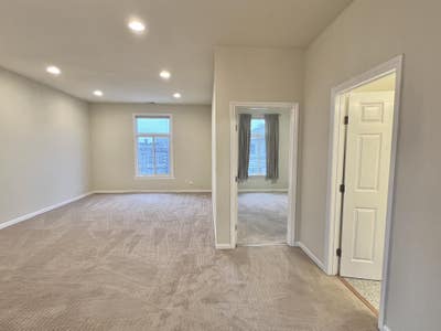  Private Suite: Bedroom /Bathroom/ Living Room Main Photo