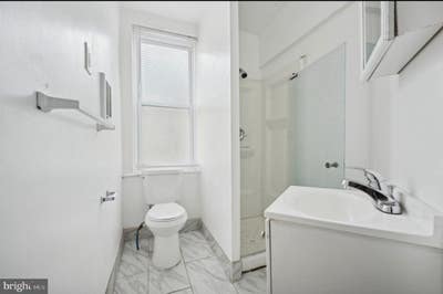 Spacious Newly Renovated Rooms for Rent Main Photo