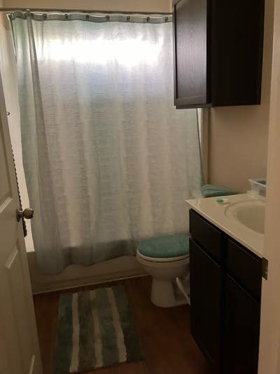Share my home Main Photo