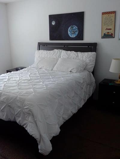 Room for rent Main Photo