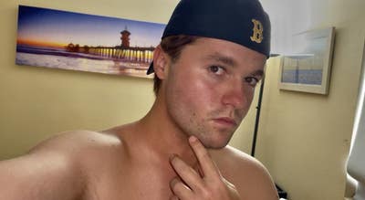 22 yr old male college student seeking a room Main Photo