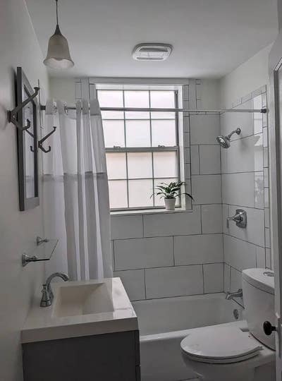  $750 ― Room in West End Apartment w/ Porch Access Main Photo