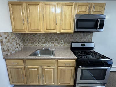 3rd fl walk_up | 1 Bedroom | $1873 HHW + Gas + Ass Main Photo