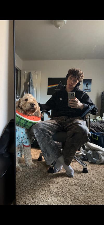 Room wanted in Los Angeles Main Photo