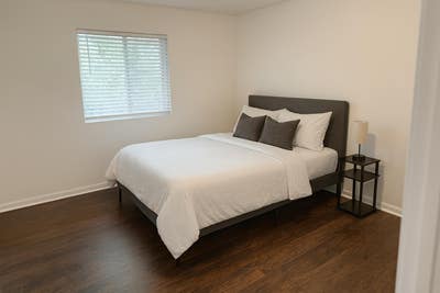  Top‑Rated Host! Furnished 🛏️ Rooms w WiFi , Kitc Main Photo