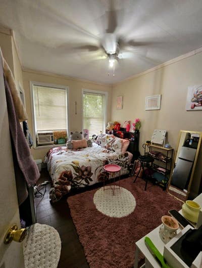 Fully Furnished room for rent all utilities includ Main Photo