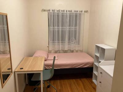 Furnished Room, utilities wi-fi included Main Photo